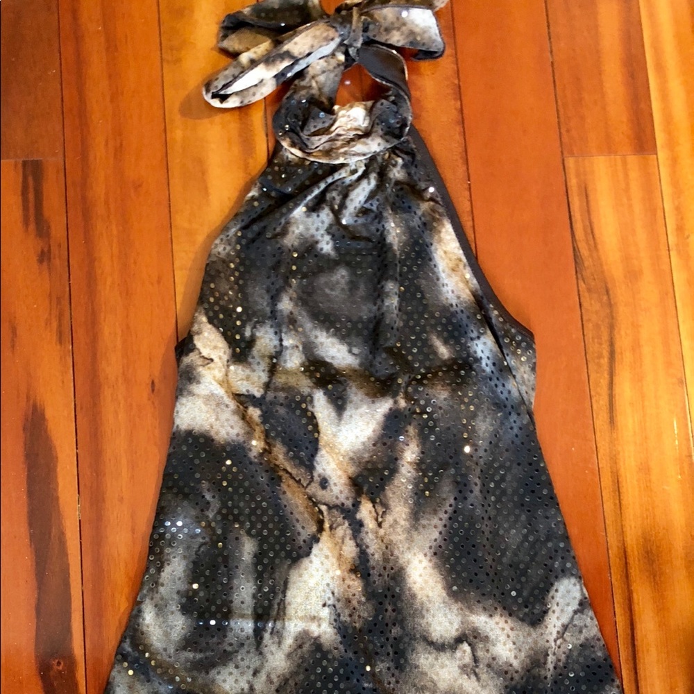 Women’s halter top